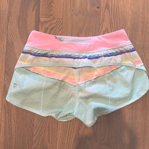 lululemon kids size L shorts